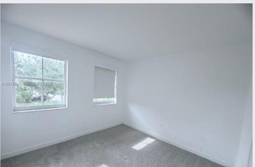 En Renta: $3,200 (3 camas, 2 baños, 1650 Pies cuadrados)