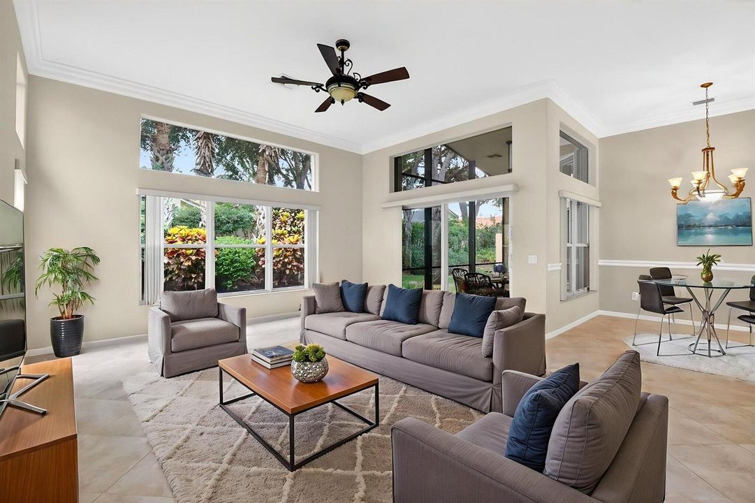 Family Room & Eat-in Kitchen