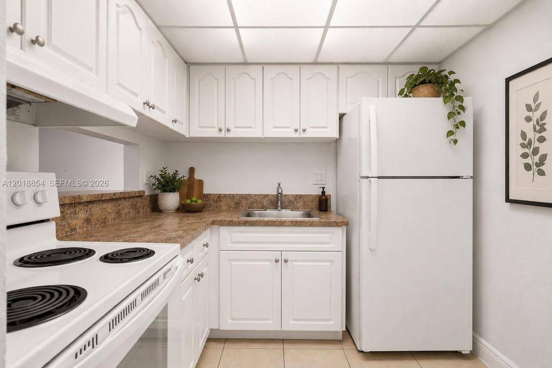 For Rent: $1,800 (1 beds, 1 baths, 760 Square Feet)