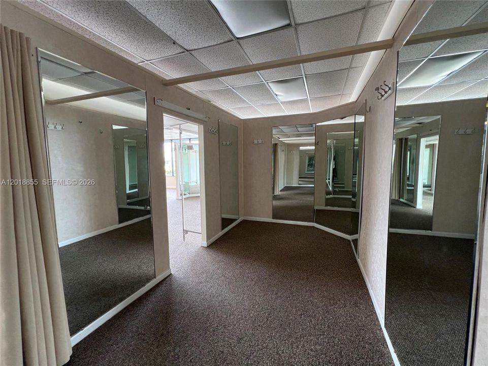 For Rent: $6,900 (0 beds, 0 baths, 0 Square Feet)