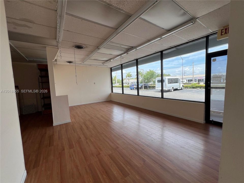 For Rent: $6,900 (0 beds, 0 baths, 0 Square Feet)