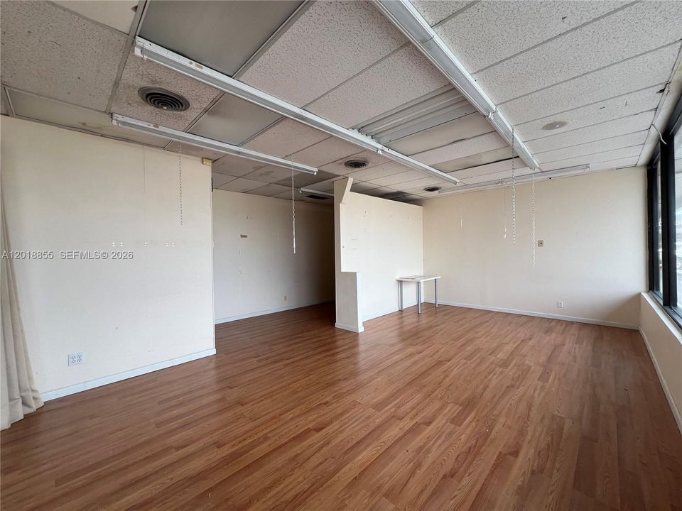 For Rent: $6,900 (0 beds, 0 baths, 0 Square Feet)
