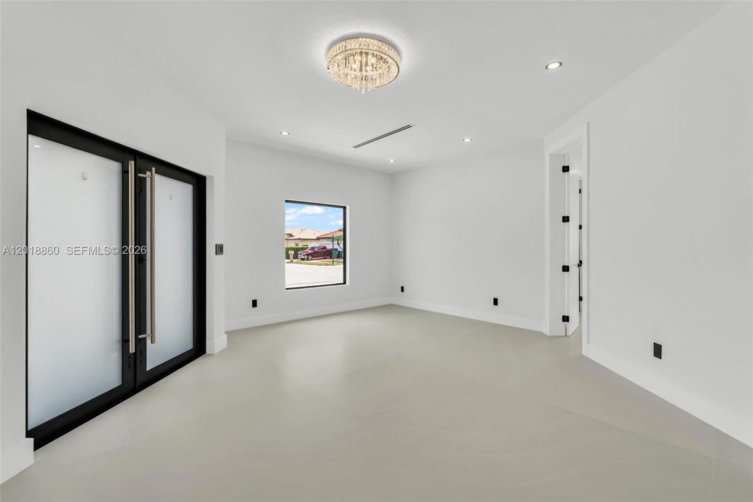 Active With Contract: $950,000 (4 beds, 3 baths, 1857 Square Feet)