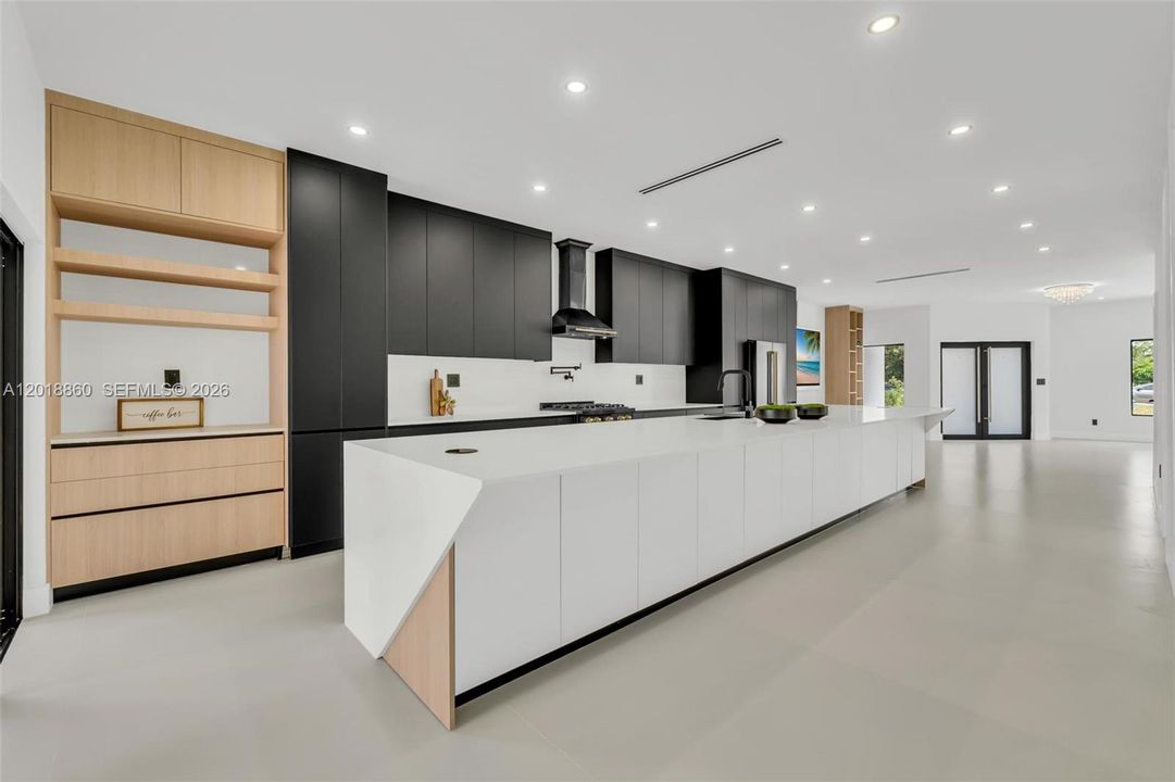 Active With Contract: $950,000 (4 beds, 3 baths, 1857 Square Feet)