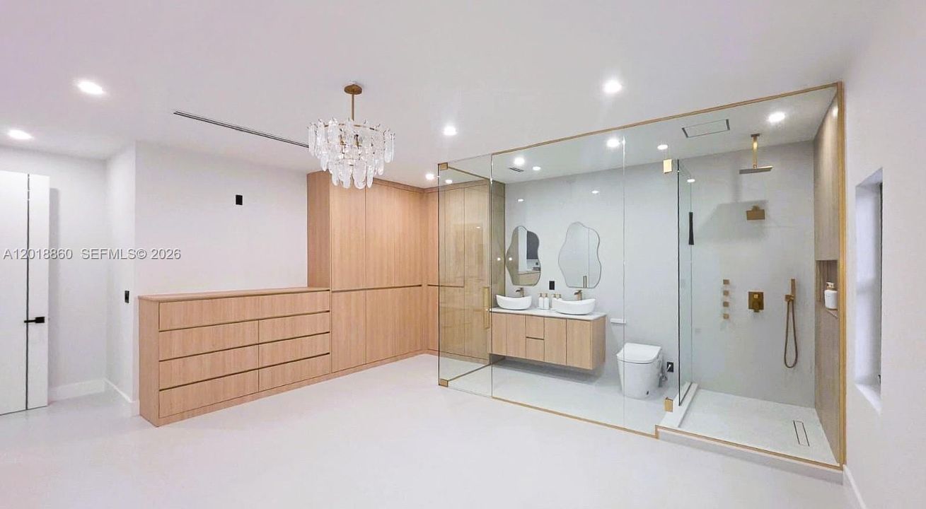 Active With Contract: $950,000 (4 beds, 3 baths, 1857 Square Feet)