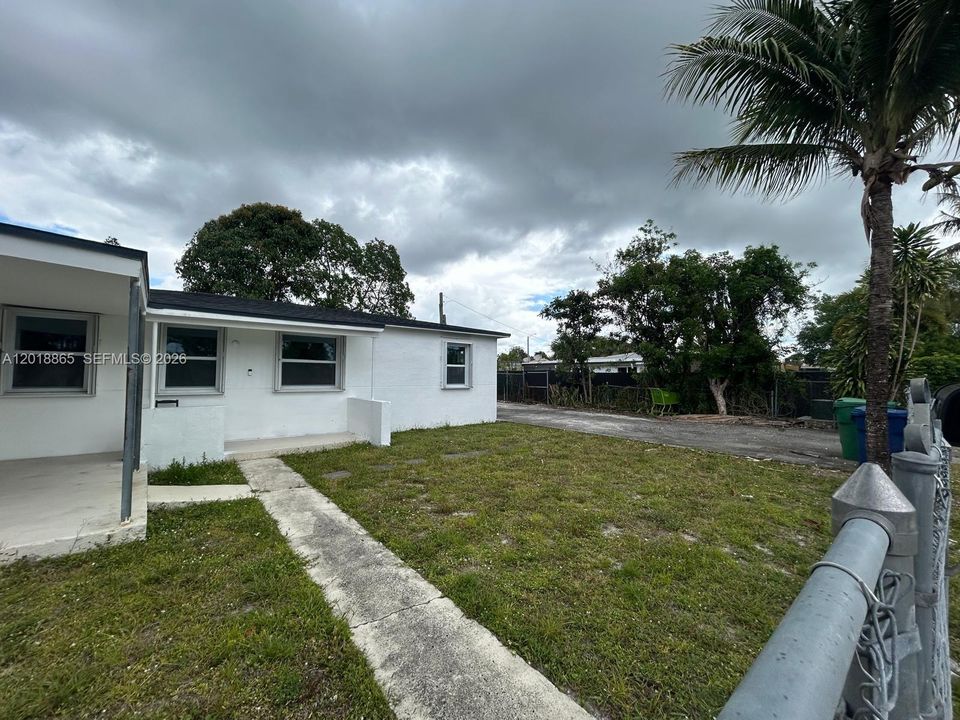 For Rent: $3,500 (4 beds, 3 baths, 0 Square Feet)