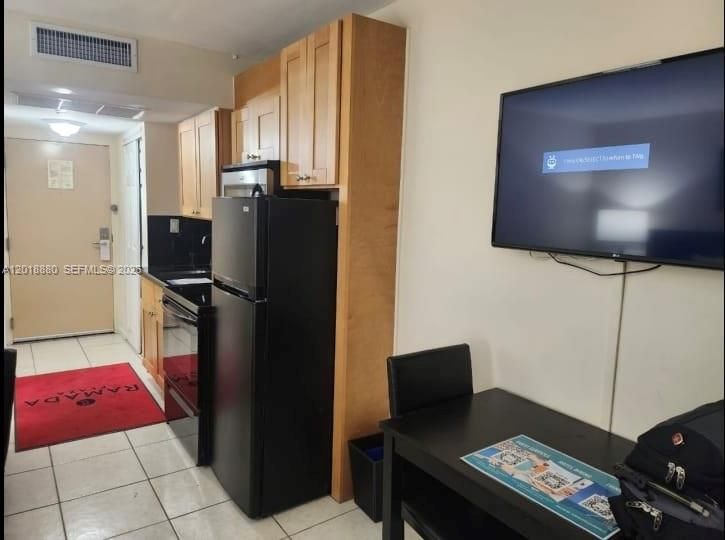 For Sale: $115,000 (0 beds, 1 baths, 360 Square Feet)