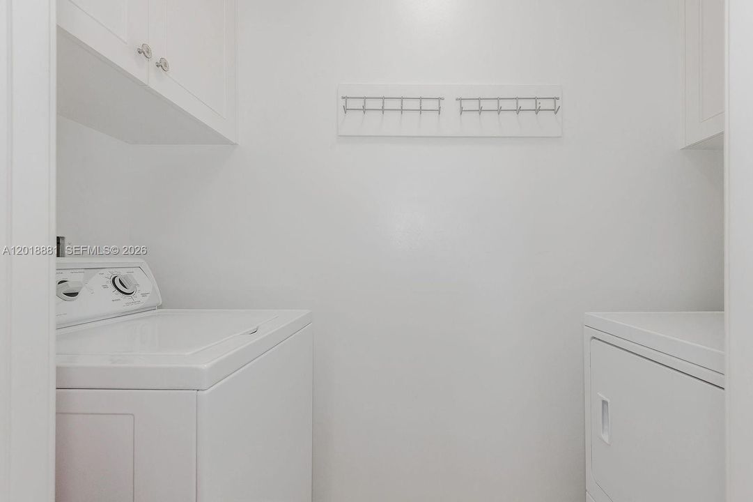 В аренду: $6,000 (3 спален, 2 ванн, 1510 Квадратных фут)