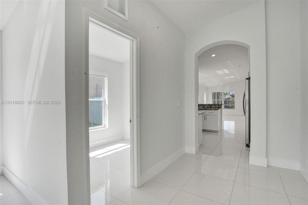 For Sale: $630,000 (4 beds, 2 baths, 1667 Square Feet)