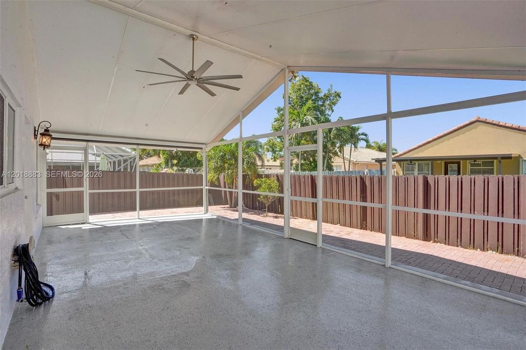 For Sale: $630,000 (4 beds, 2 baths, 1667 Square Feet)
