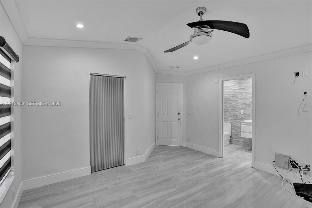 For Sale: $630,000 (4 beds, 2 baths, 1667 Square Feet)