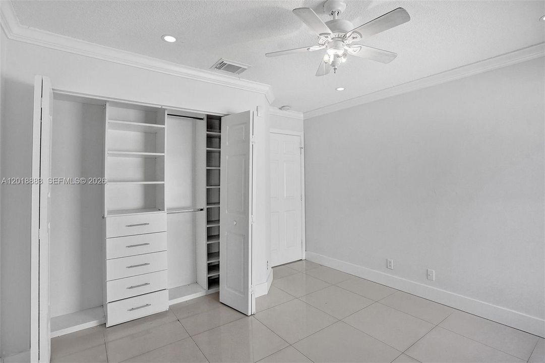 For Sale: $630,000 (4 beds, 2 baths, 1667 Square Feet)
