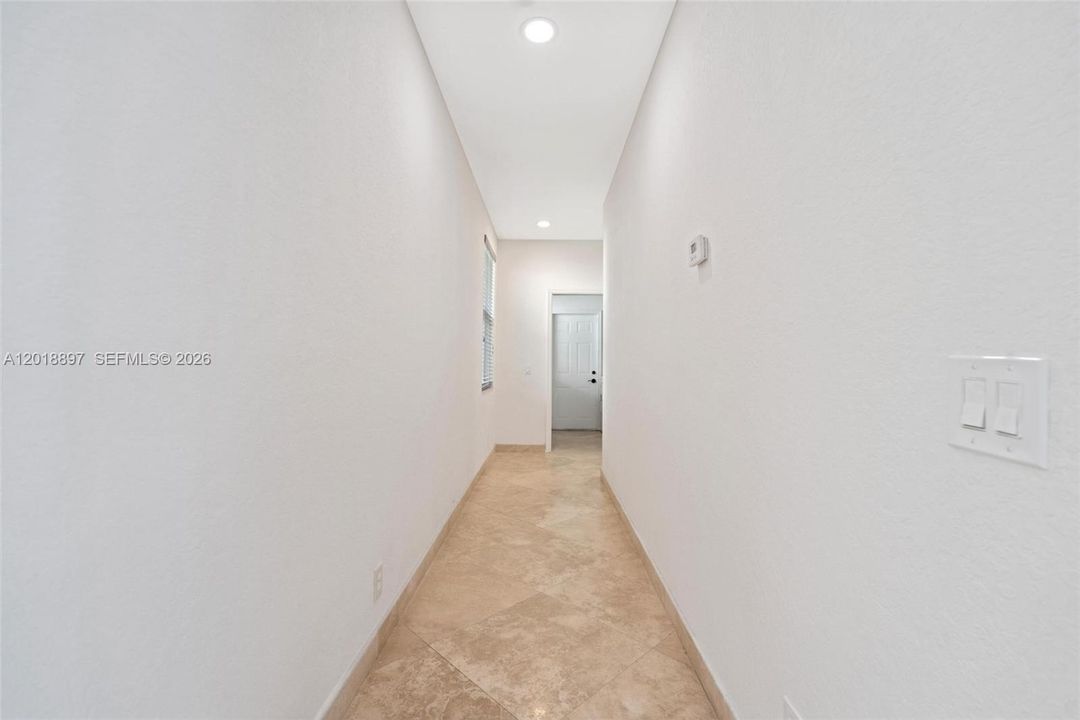 En Renta: $7,990 (4 camas, 3 baños, 3176 Pies cuadrados)