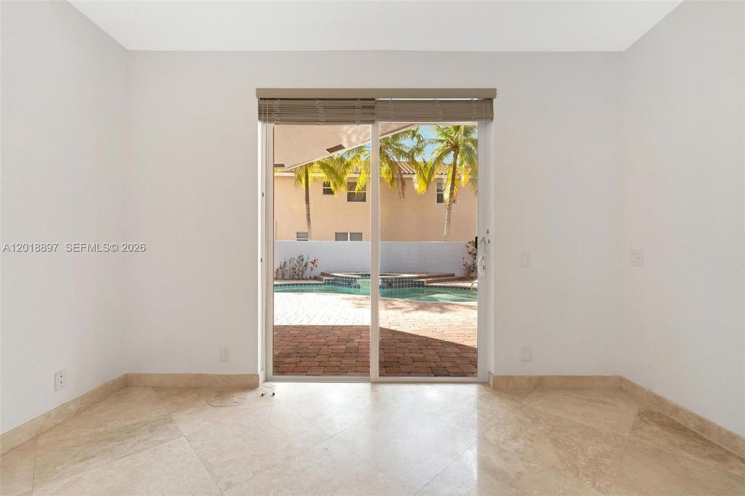 En Renta: $7,990 (4 camas, 3 baños, 3176 Pies cuadrados)