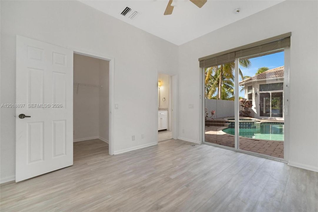 En Renta: $7,990 (4 camas, 3 baños, 3176 Pies cuadrados)