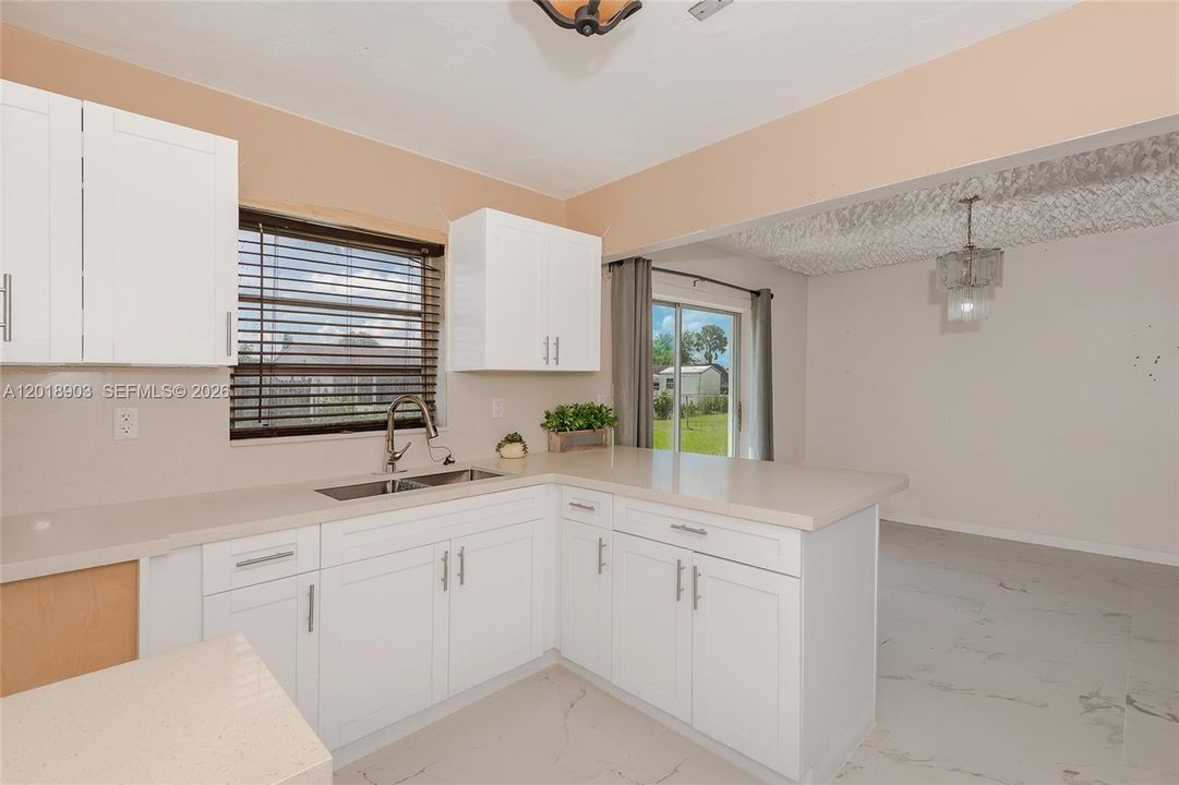 Active With Contract: $549,990 (3 beds, 2 baths, 1452 Square Feet)