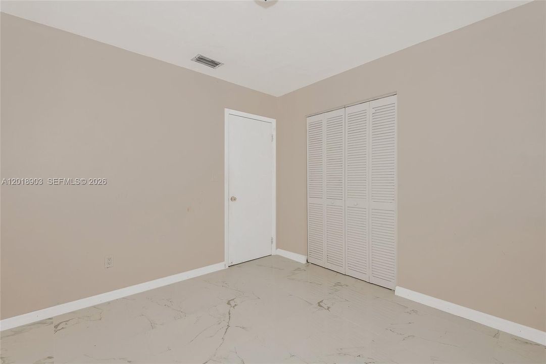 Active With Contract: $549,990 (3 beds, 2 baths, 1452 Square Feet)