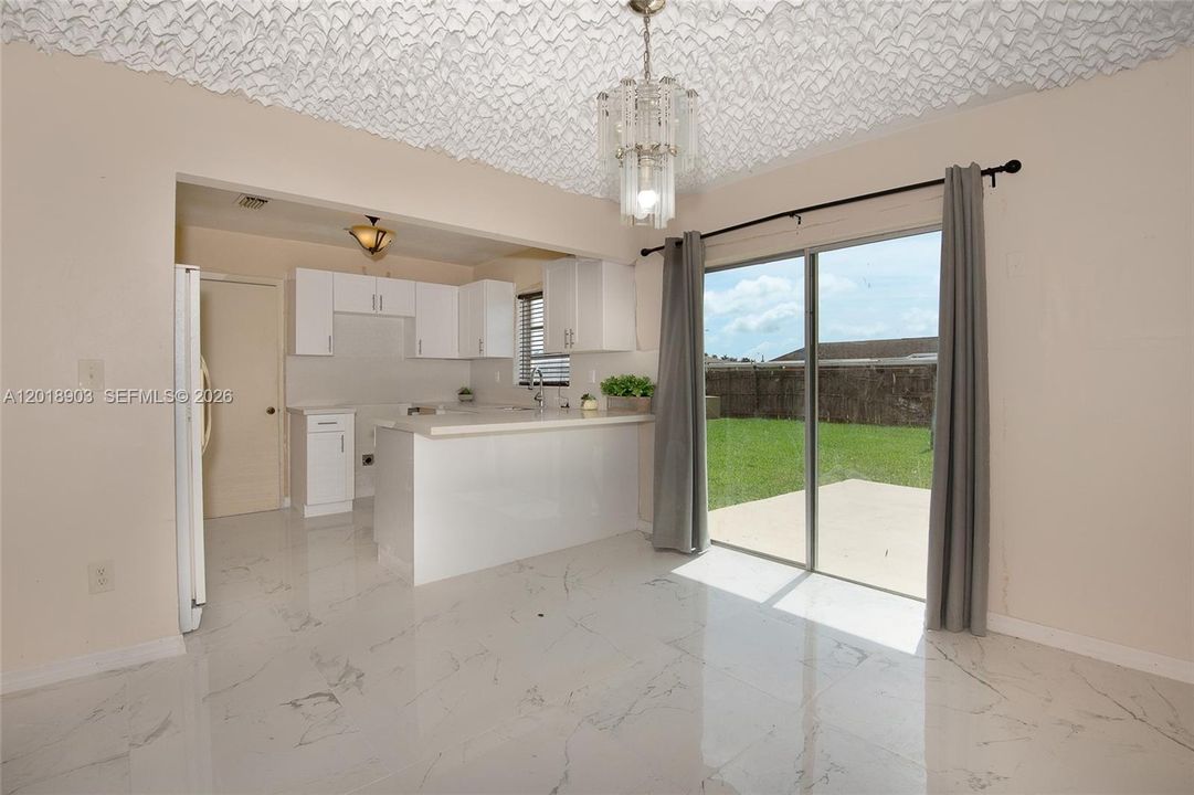 Active With Contract: $549,990 (3 beds, 2 baths, 1452 Square Feet)