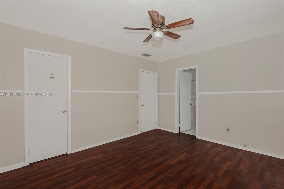 Active With Contract: $549,990 (3 beds, 2 baths, 1452 Square Feet)
