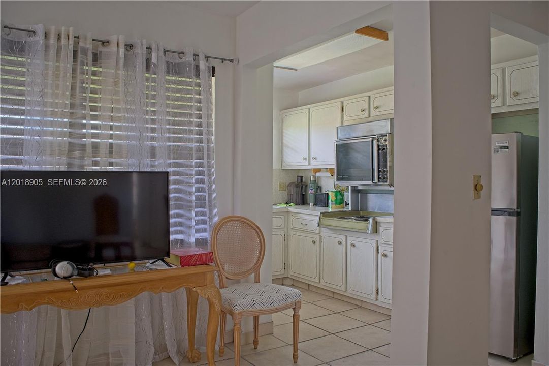 В аренду: $1,450 (1 спален, 1 ванн, 720 Квадратных фут)