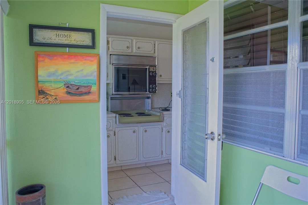 В аренду: $1,450 (1 спален, 1 ванн, 720 Квадратных фут)