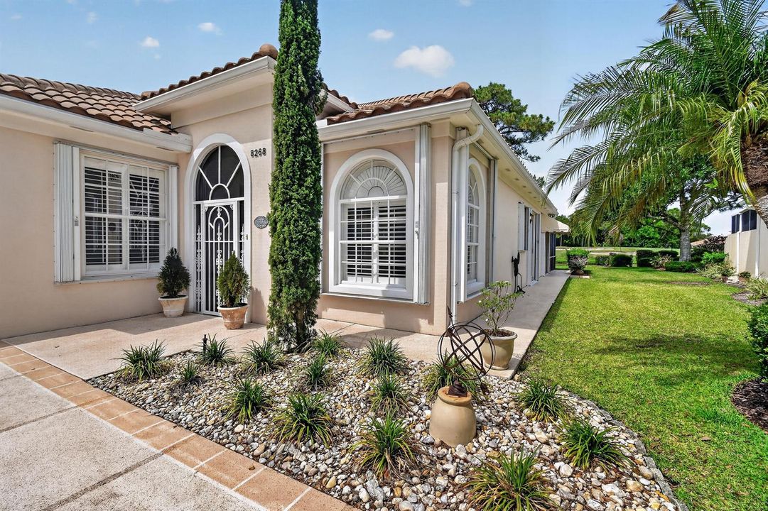 8268SEPalmHammockLane(5)