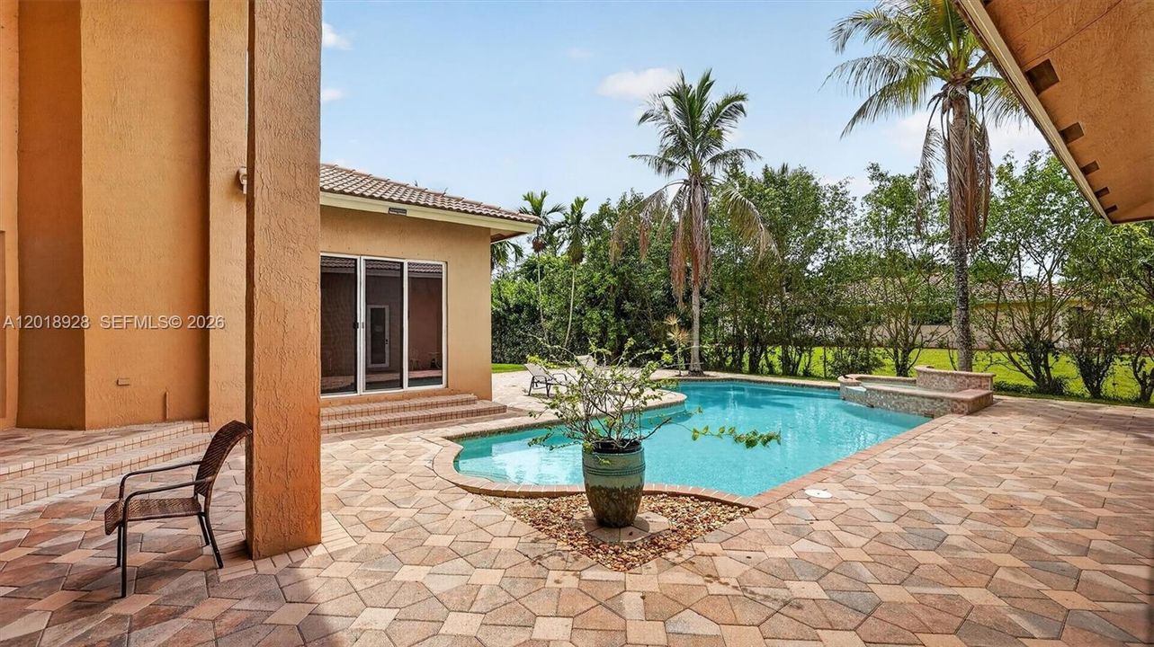 For Rent: $14,000 (5 beds, 4 baths, 5500 Square Feet)