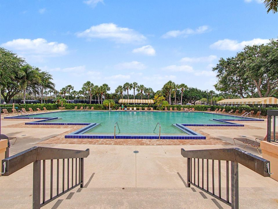 Pool -perini park