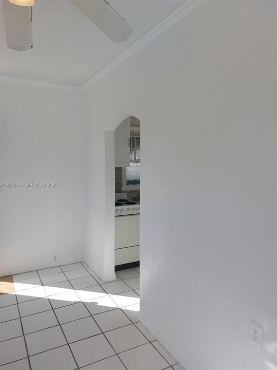 Activo con contrato: $1,400 (0 camas, 1 baños, 260 Pies cuadrados)