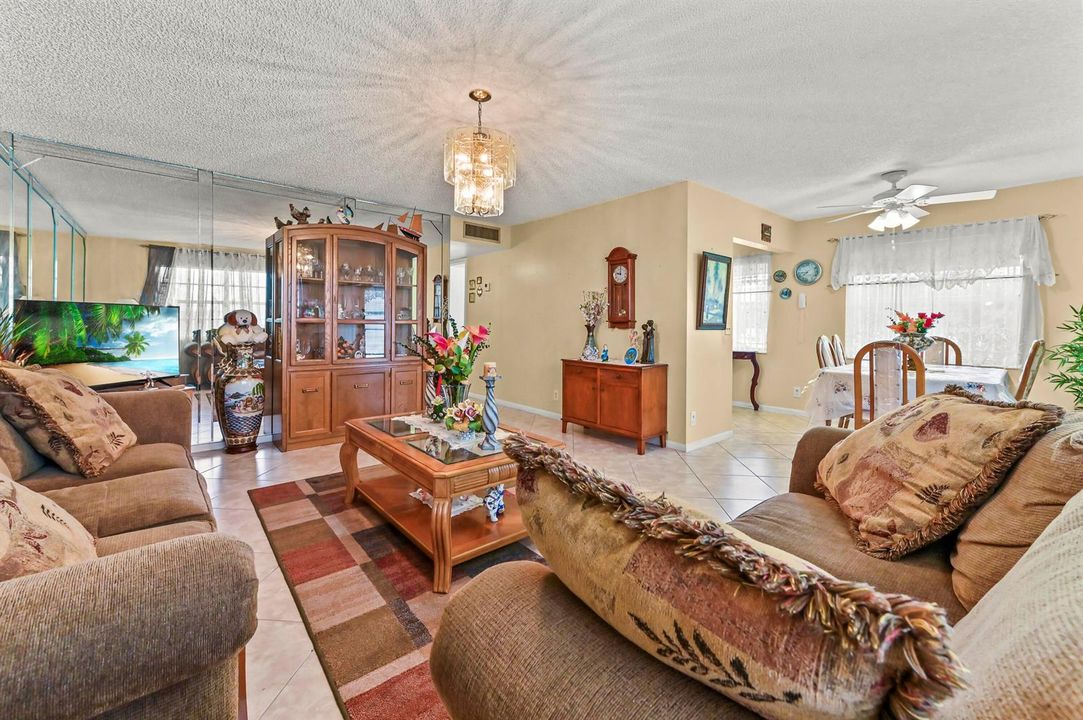 06 Living room 04