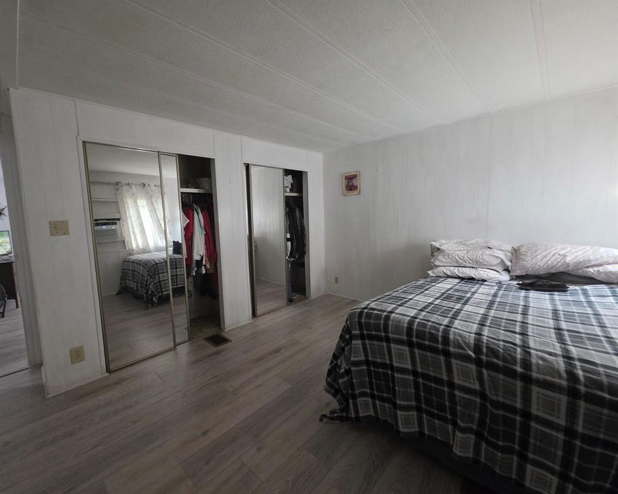 masterbed2