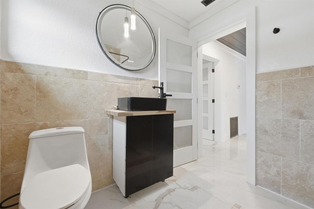Bathroom 3 View 2