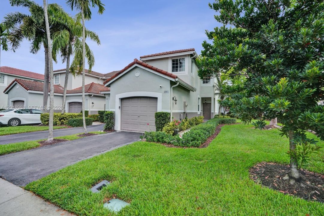 En Venta: $529,900 (3 camas, 2 baños, 1443 Pies cuadrados)