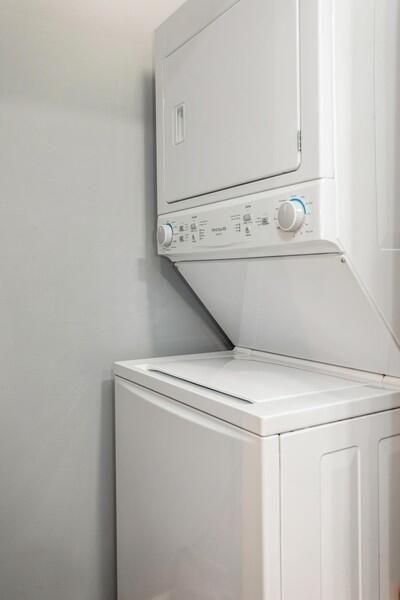 Washer & Dryer