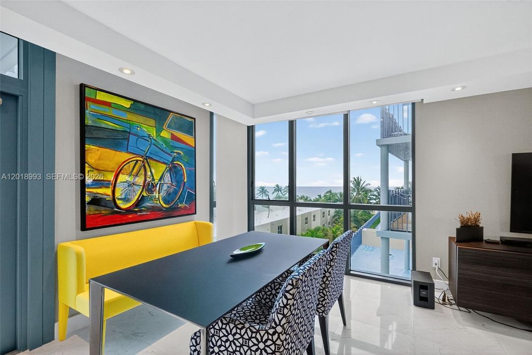For Sale: $1,425,000 (2 beds, 2 baths, 1170 Square Feet)