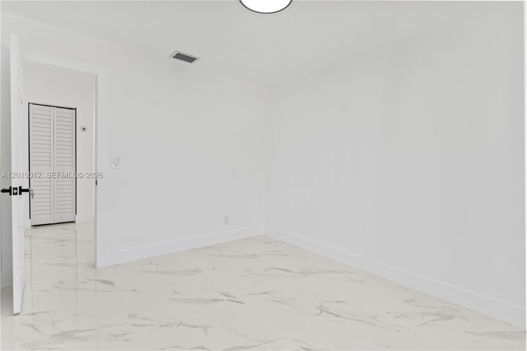 На продажу: $675,000 (4 спален, 2 ванн, 1784 Квадратных фут)