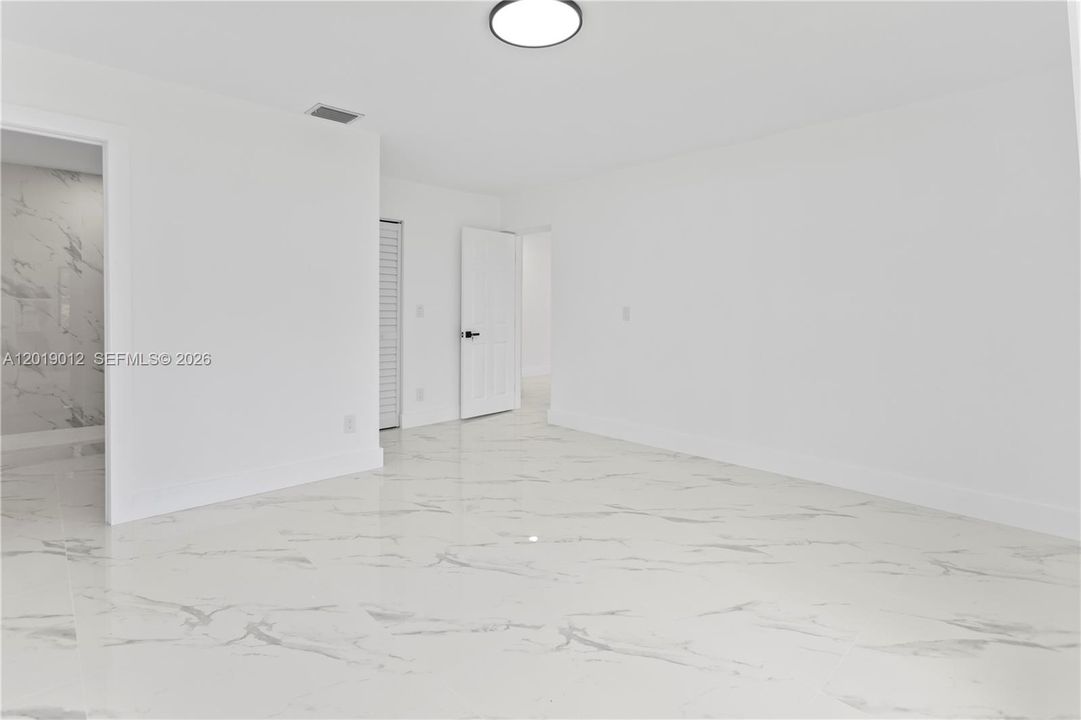 На продажу: $675,000 (4 спален, 2 ванн, 1784 Квадратных фут)