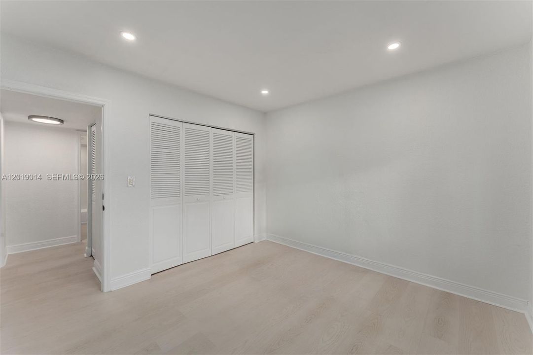 2nd bedroom with large closet