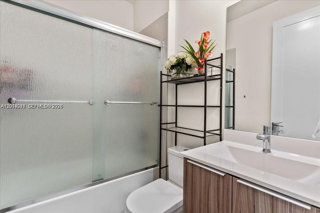 For Sale: $899,000 (4 beds, 3 baths, 2379 Square Feet)