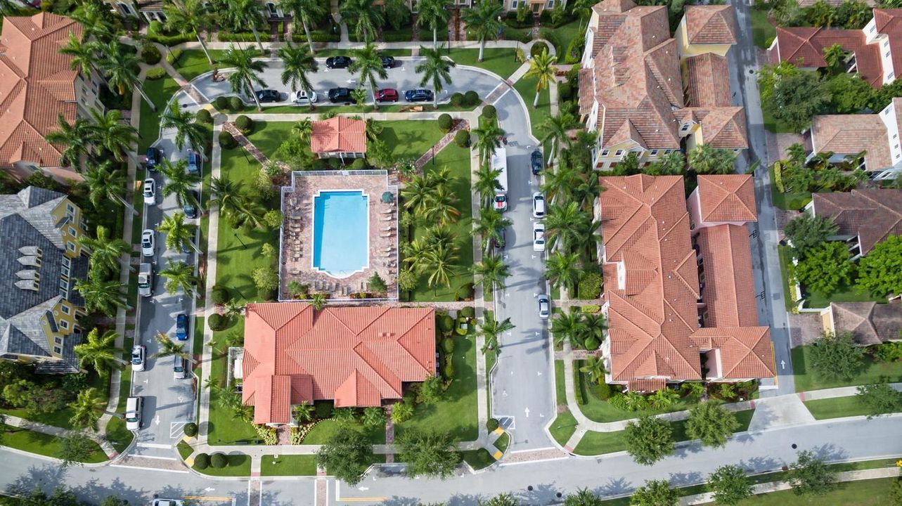 117 Glencullen Cir Jupiter FL-large-001-