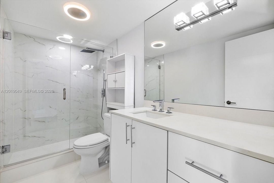 На продажу: $699,000 (3 спален, 2 ванн, 1590 Квадратных фут)