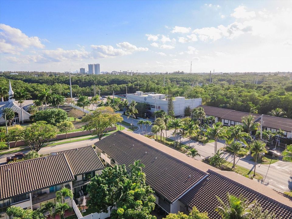 На продажу: $699,000 (3 спален, 2 ванн, 1590 Квадратных фут)