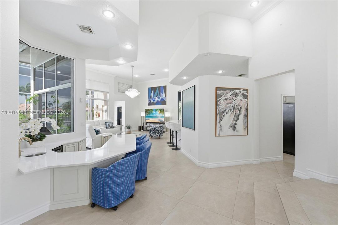 For Sale: $2,200,000 (5 beds, 4 baths, 3756 Square Feet)