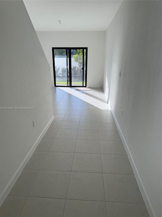 En Renta: $3,900 (3 camas, 2 baños, 1896 Pies cuadrados)