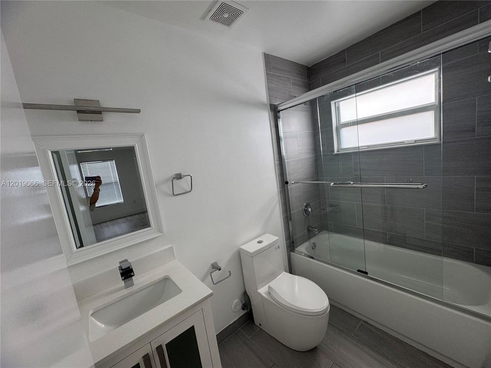 For Sale: $995,000 (0 beds, 0 baths, 2166 Square Feet)