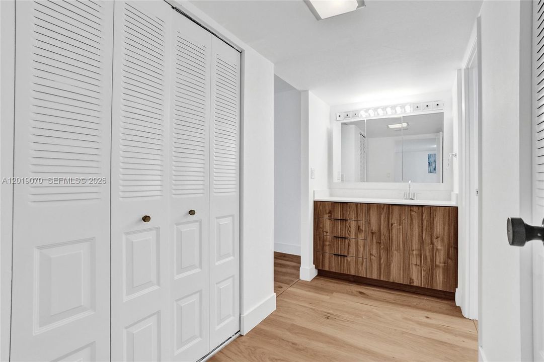 En Venta: $425,000 (2 camas, 2 baños, 1157 Pies cuadrados)