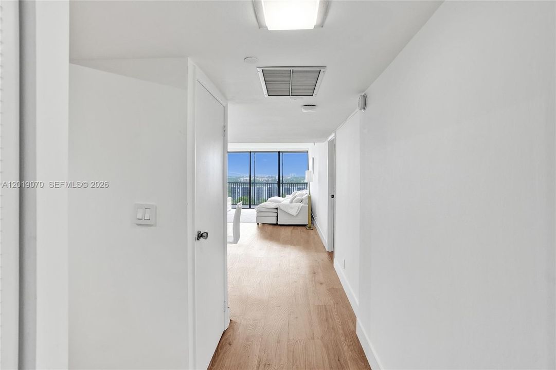 En Venta: $425,000 (2 camas, 2 baños, 1157 Pies cuadrados)