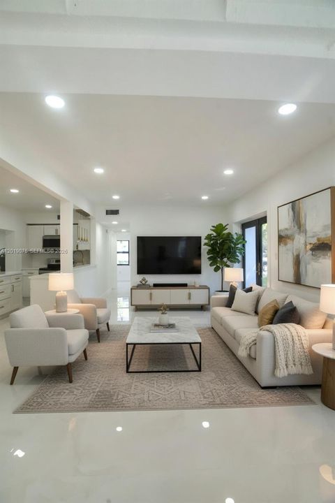 For Rent: $4,500 (4 beds, 3 baths, 1714 Square Feet)