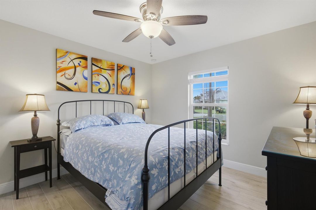23 Bed2