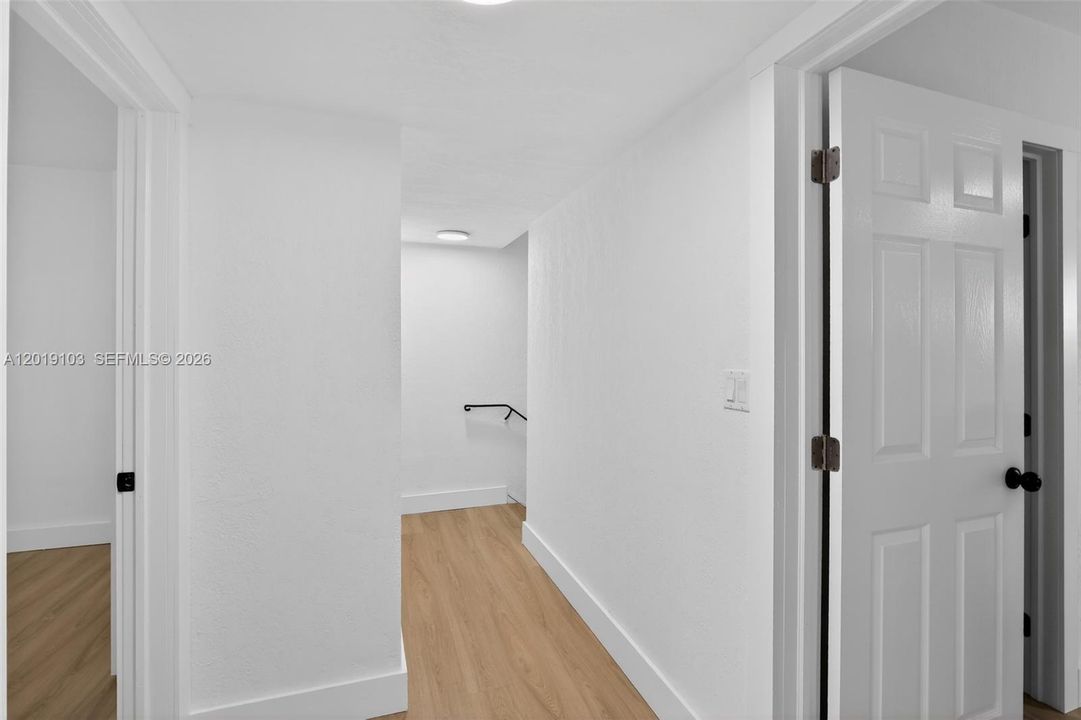 Activo con contrato: $3,300 (3 camas, 2 baños, 1606 Pies cuadrados)
